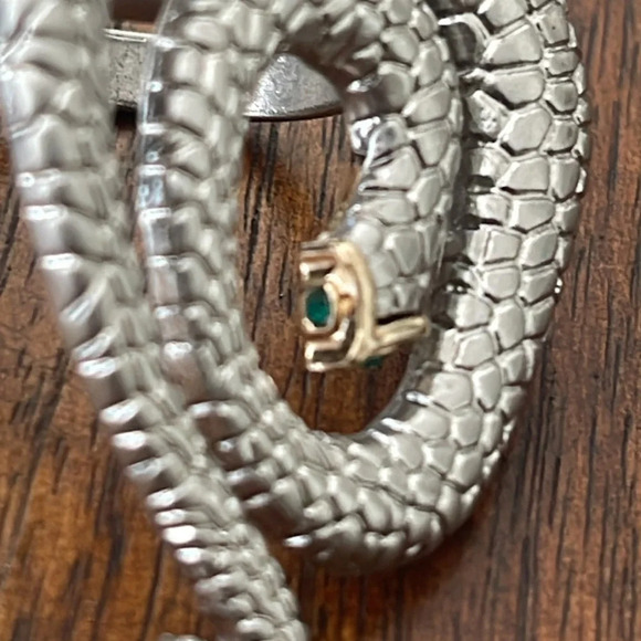 2 ring New York & Co red lips size 9 and silver tone snake 🐍 size 9 - Picture 8 of 9